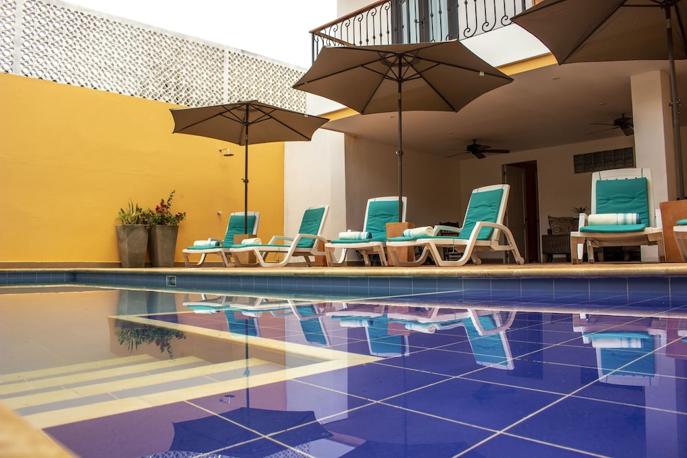 La Gloria Hotel by BespokeColombia - carbon neutral hotel in Mompos