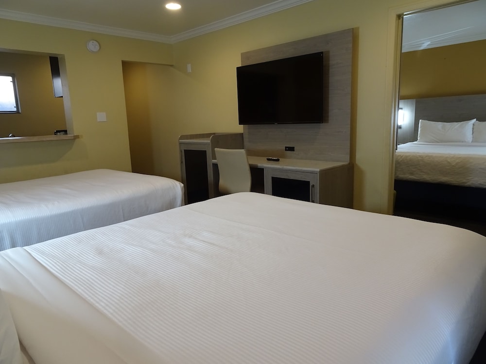 Hotel Aspen InnSuites Flagstaff Grand Canyon - photo 7