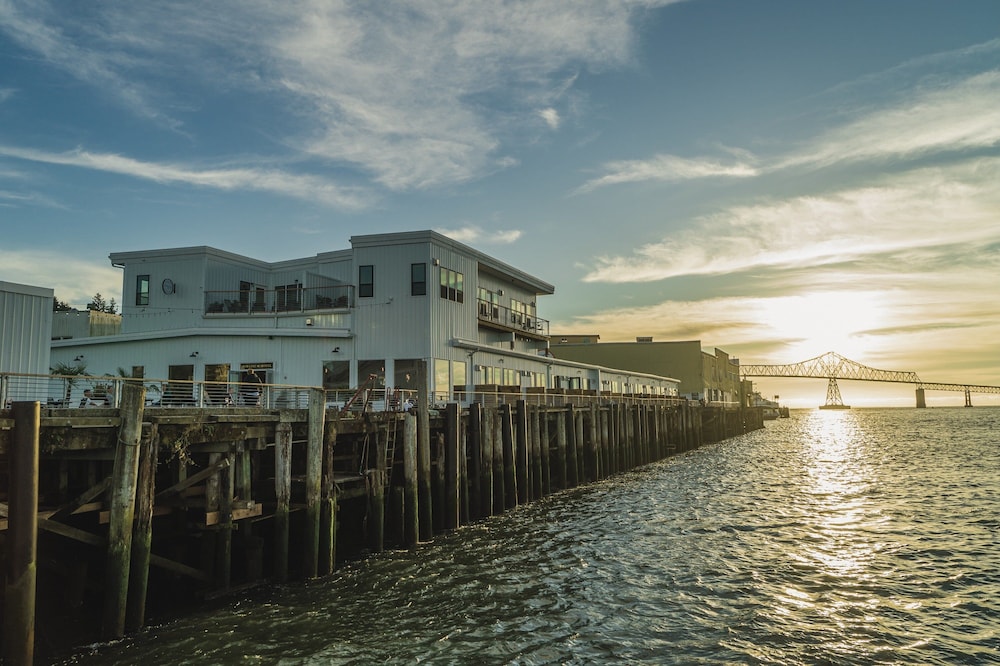 Bowline Hotel - photo 153