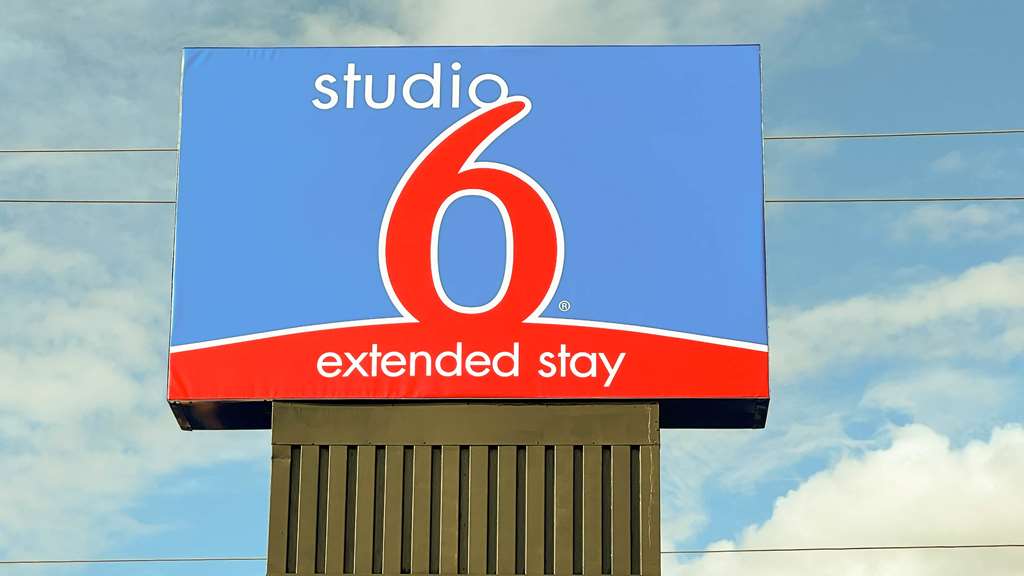 Studio 6 Wilmington NC - photo 2