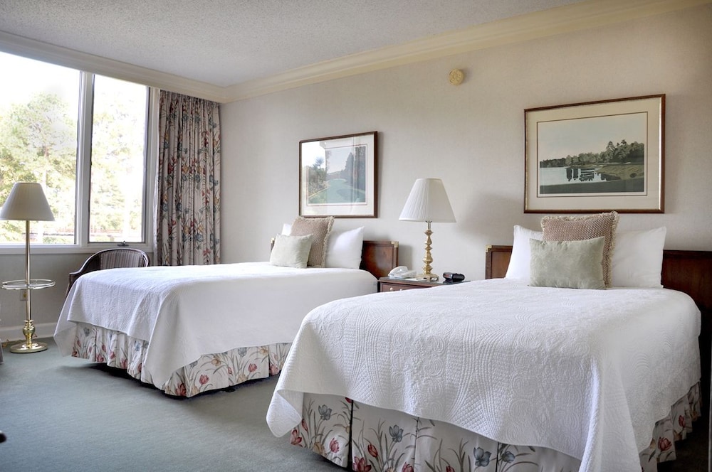 The Inn at Houndslake - photo 13