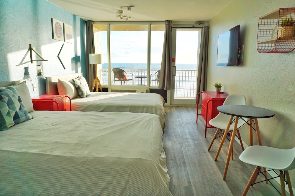 Pirates Cove Resort Studios - photo 7