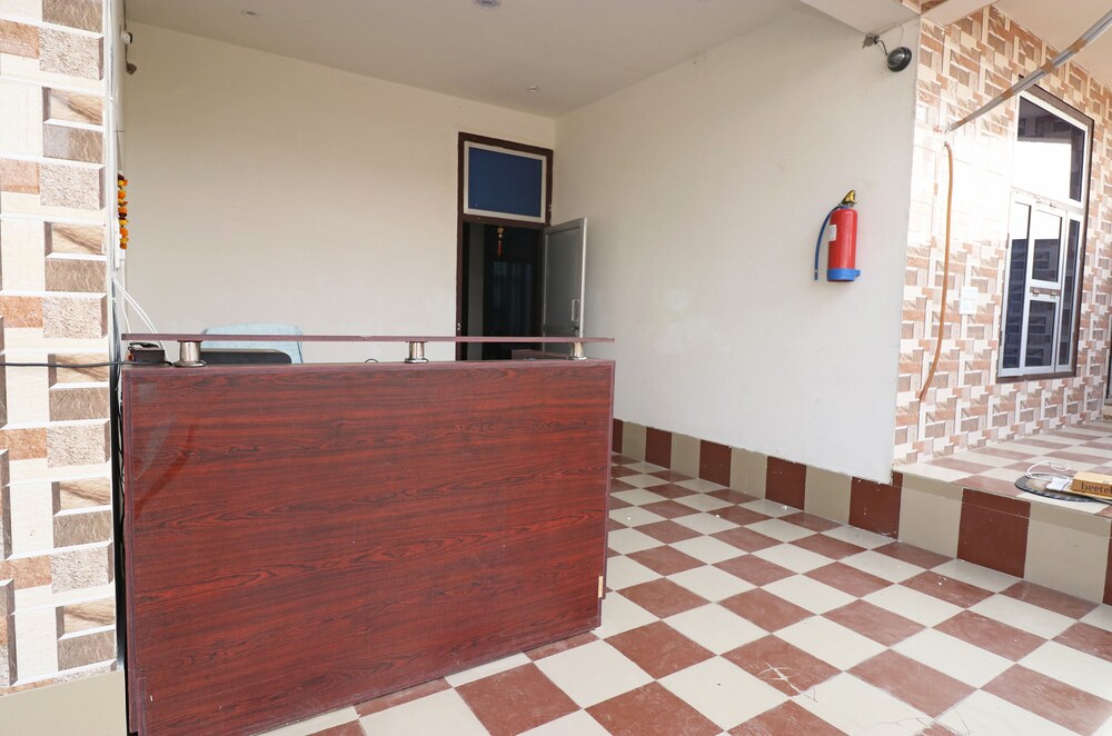 Oyo 23121 Hotel 4 U — Alwar — photo 2