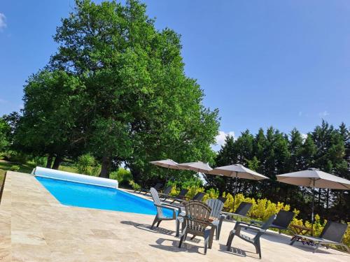 Les Quatre Chenes — hotel in Le Fleix
