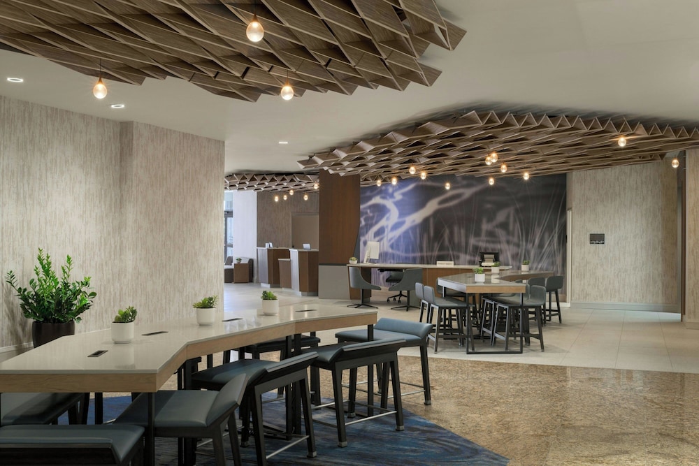 Sacramento Marriott Rancho Cordova - photo 2