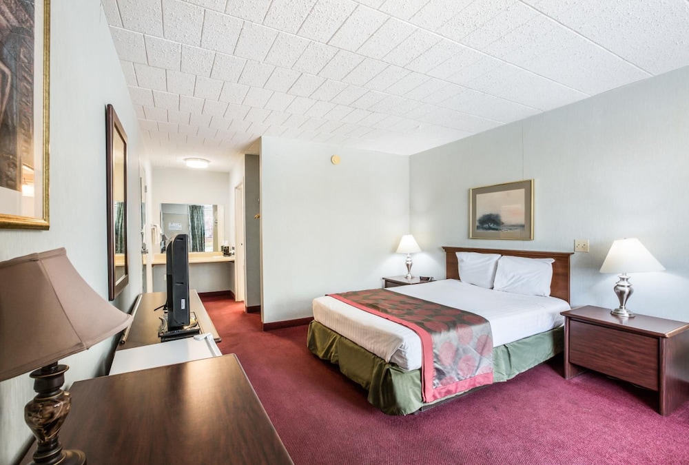 Red Carpet Inn Hazleton - photo 16