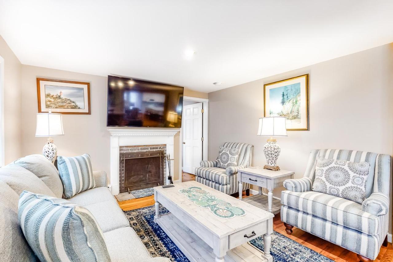 Cape Cod Playhouse — hotel in Yarmouth