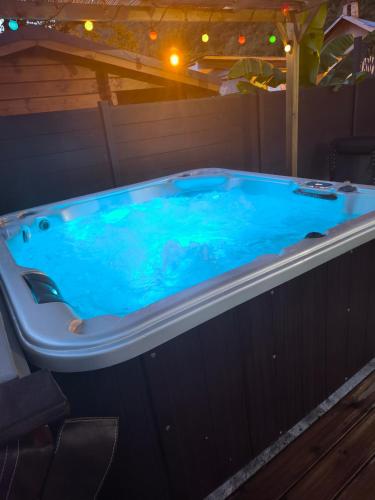La Sapinette Avec Jaccuzzi - last minute hotel in La Bathie