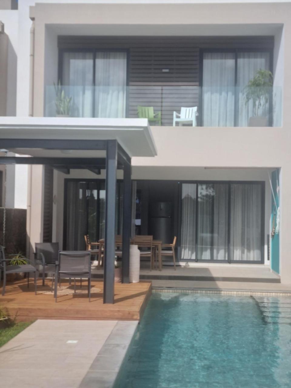 Villa Takamaka à Azuri Smart City Mauritius — 4-Star Luxury Hotel in Roches Noire, Mauritius