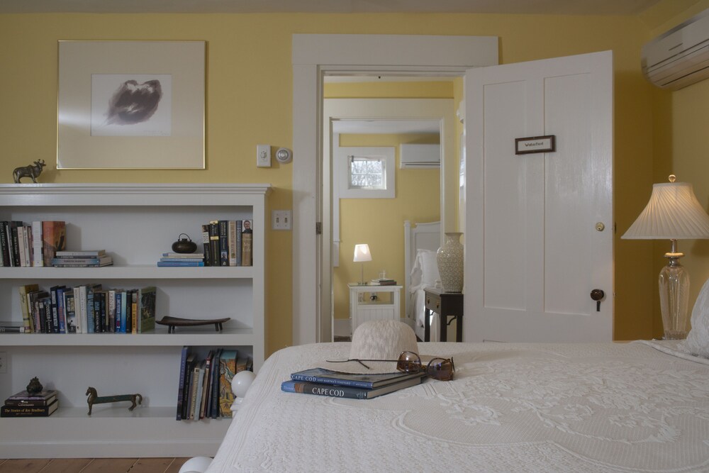 Liberty Hill Inn - photo 34