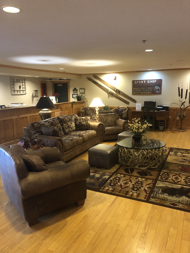 Flat Creek Lodge - photo 3