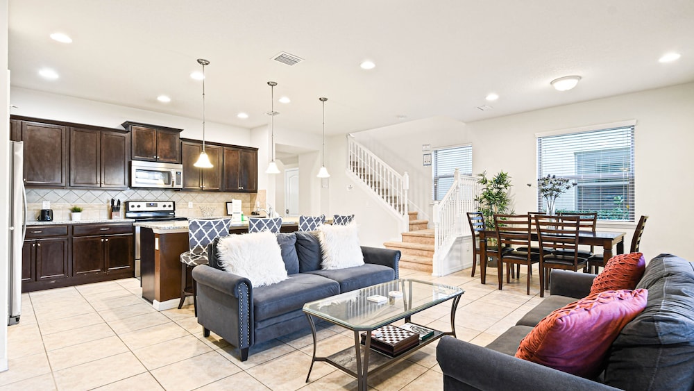 Free Waterpark Access 5br Resort Townhome w Pool - photo 44