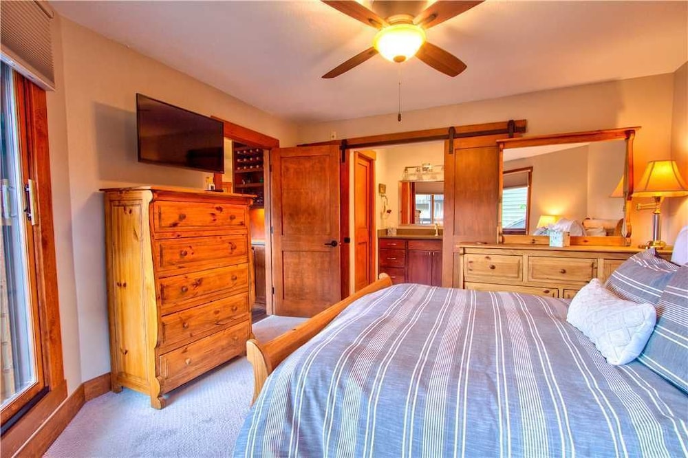 Lodge D 101 — 4-Star Luxury Hotel in Steamboat Springs, United States