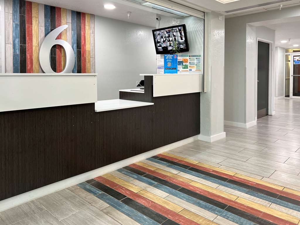 Motel 6 Springfield IL - photo 19