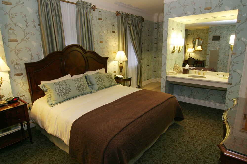 Charley Creek Inn - photo 19