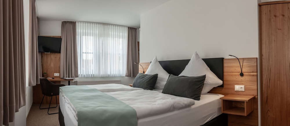 Hotel Drei Tannen — Moosburg — photo 4
