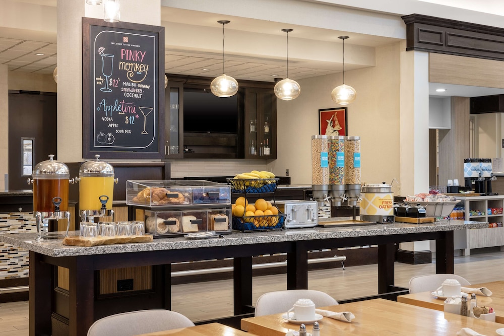 Hilton Garden Inn West Palm Beach Airport - photo 36
