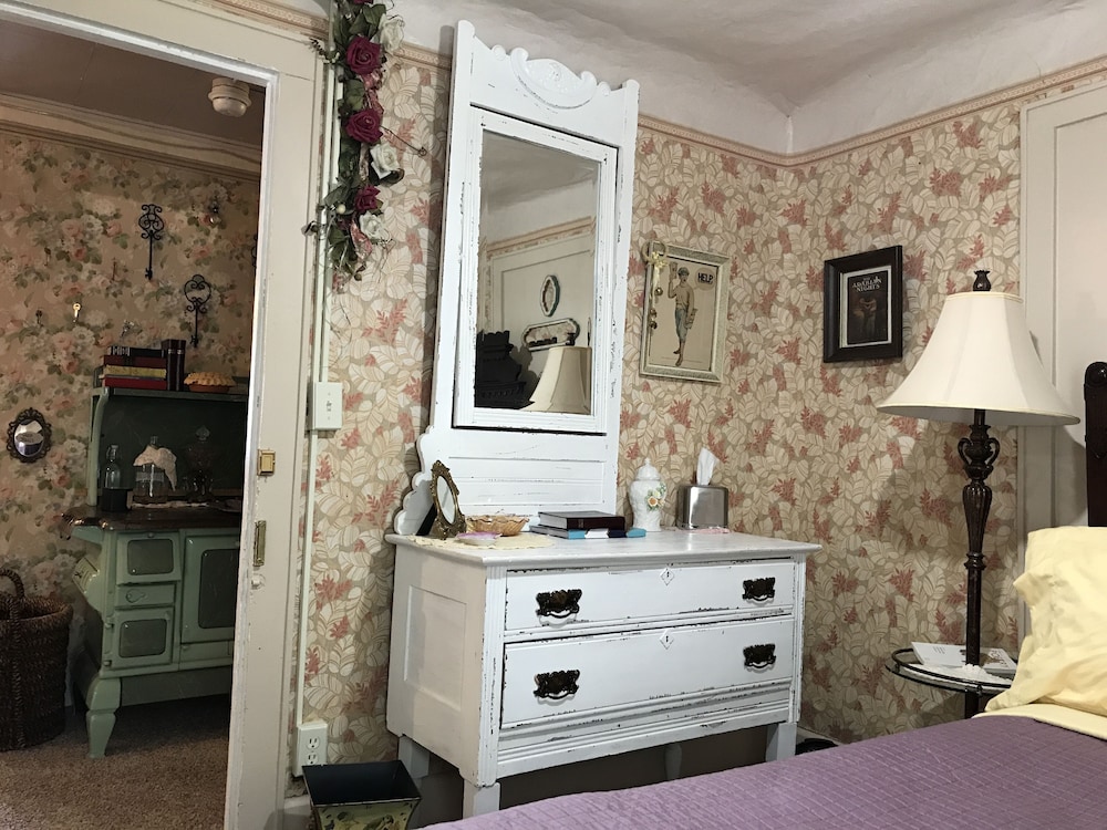 Historic Windsor Hotel - photo 12