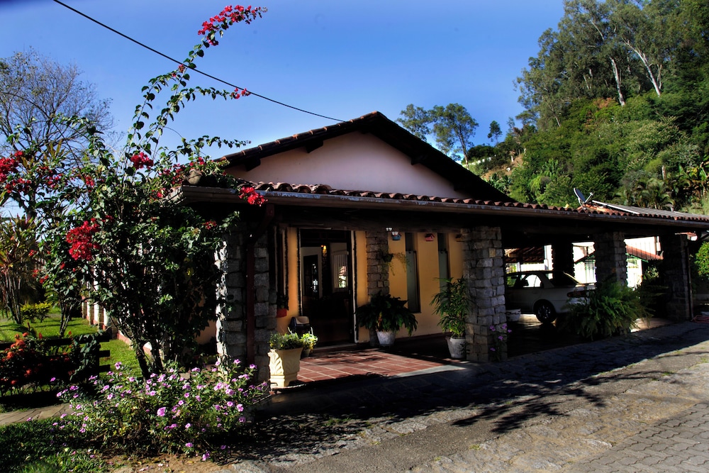 Vila Francesa Hotel - last minute hotel in Itatiaia