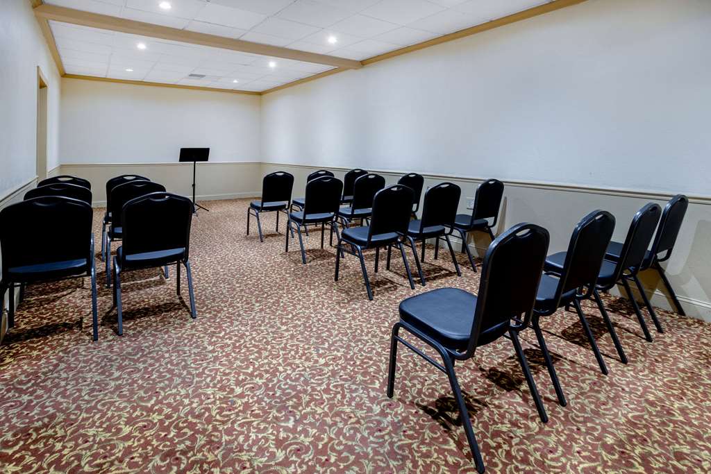 Ramada by Wyndham West Atlantic City - photo 47