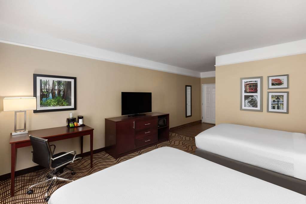 La Quinta Inn & Suites by Wyndham Houma - photo 8
