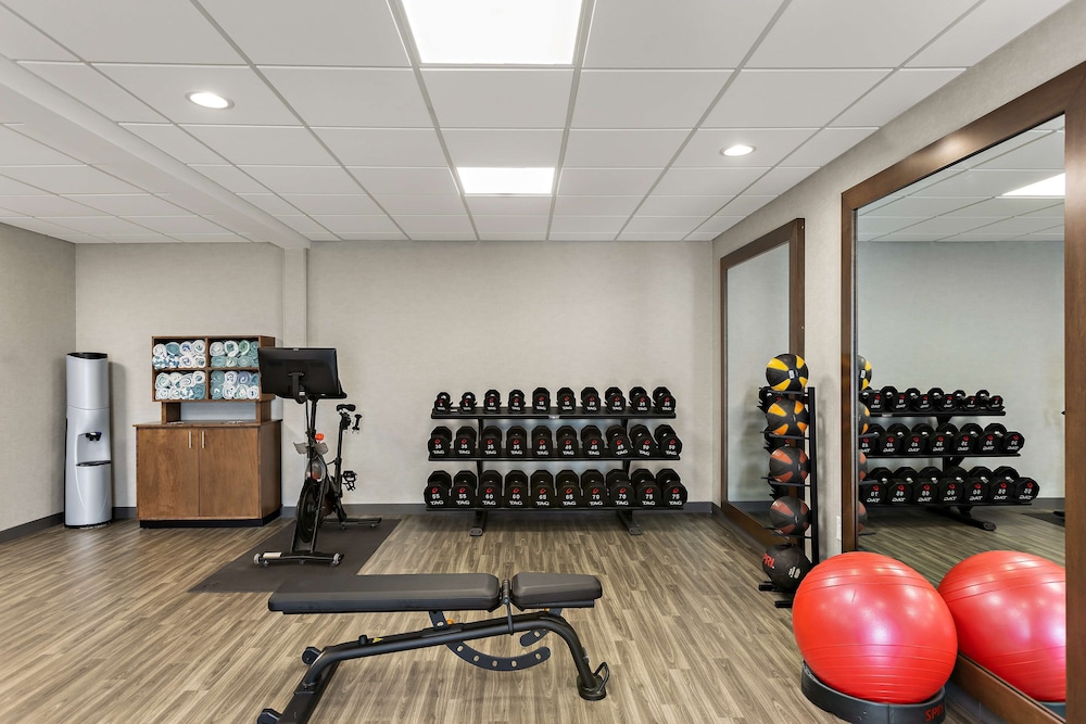 Hampton Inn & Suites by Hilton Petoskey - photo 57