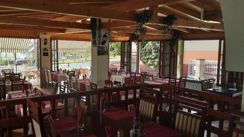 Pannon Panzió Restaurant — Pannonhalma — photo 5