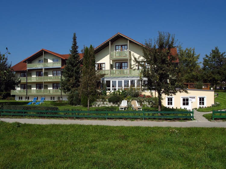 Xundheits Hotel Garni Eckershof — Bad Birnbach