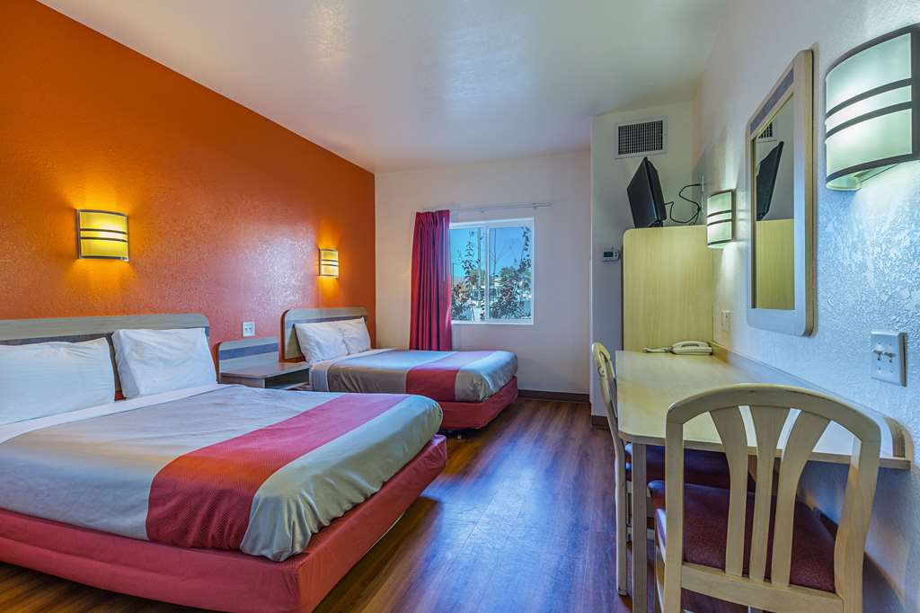 Motel 6 Beatty Death Valley - photo 13