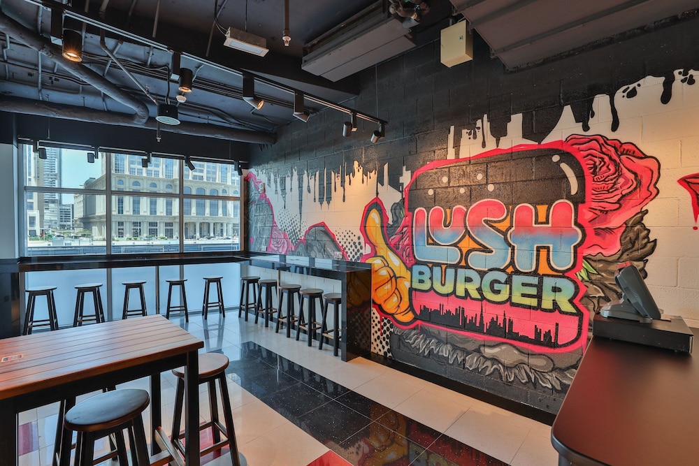 מזון ומשקאות