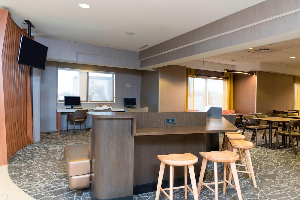SpringHill Suites by Marriott Grand Rapids North - photo 5