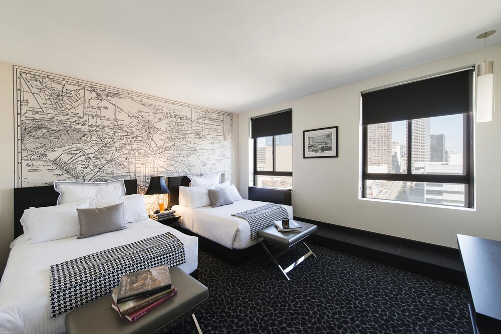 The Mayfair - photo 26