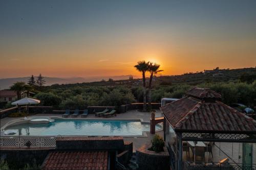 Terre Villa Katia — 4-Star Luxury Hotel in Santa Maria Di Licodia, Italy