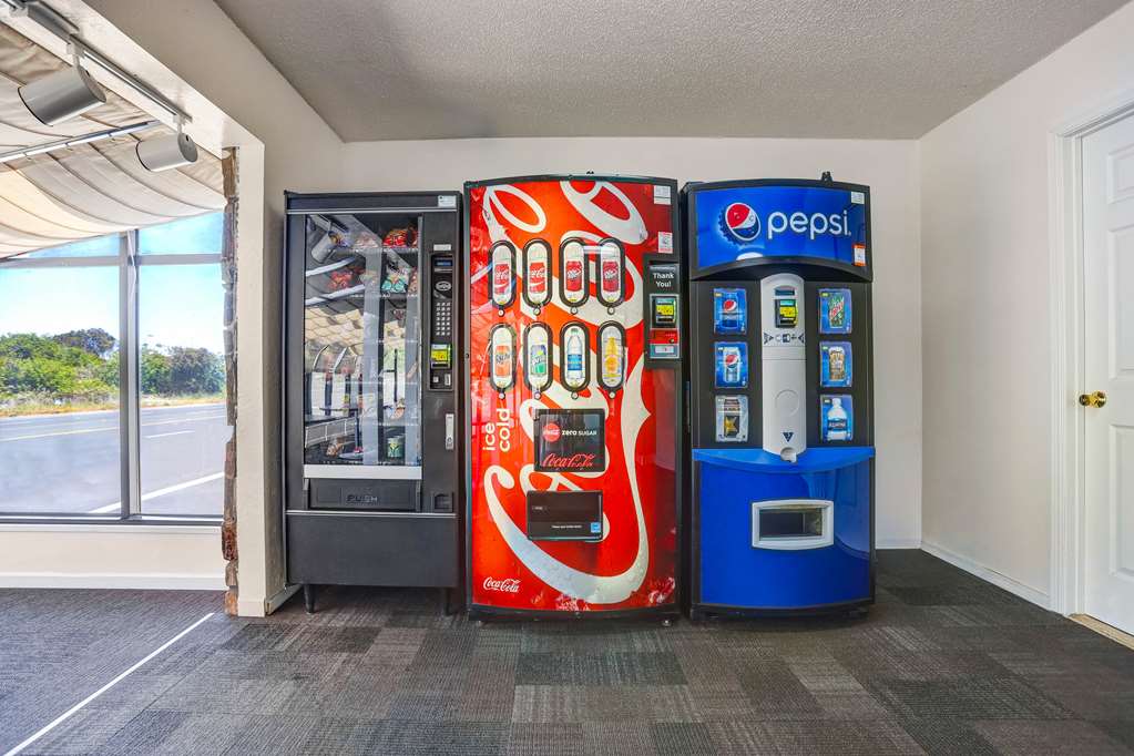 Motel 6 Fort Bragg CA - photo 25
