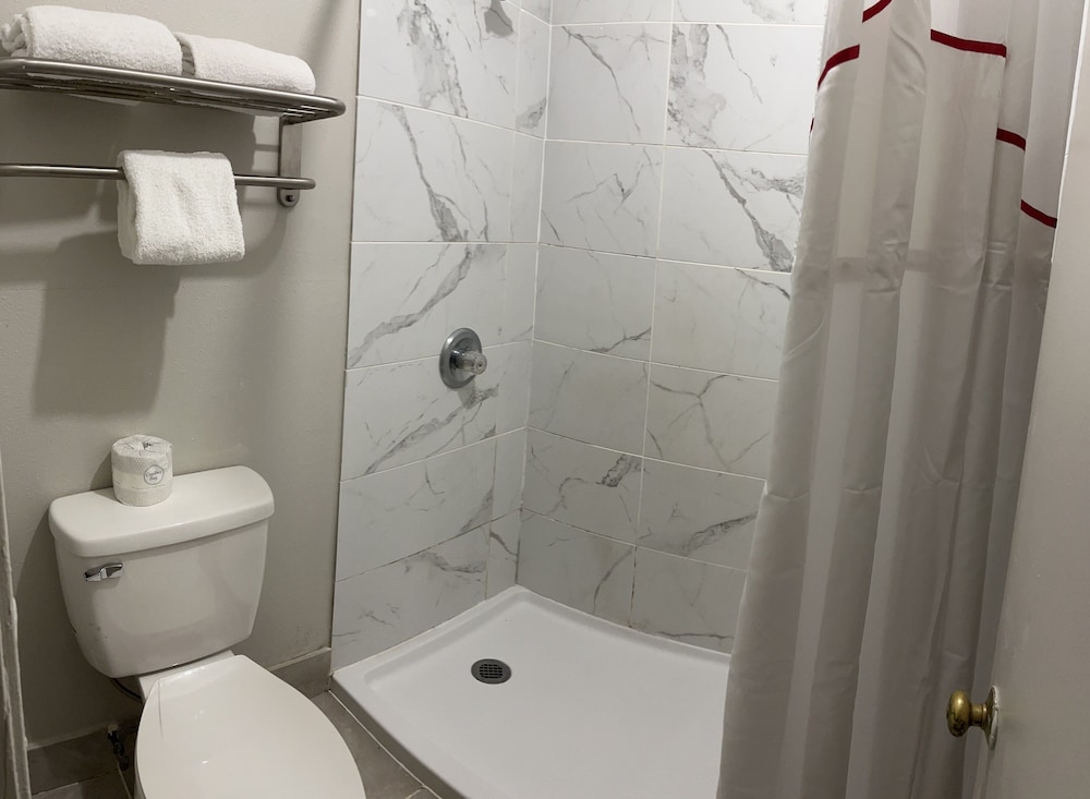 Red Roof Inn Kimball TN I 24 - photo 9