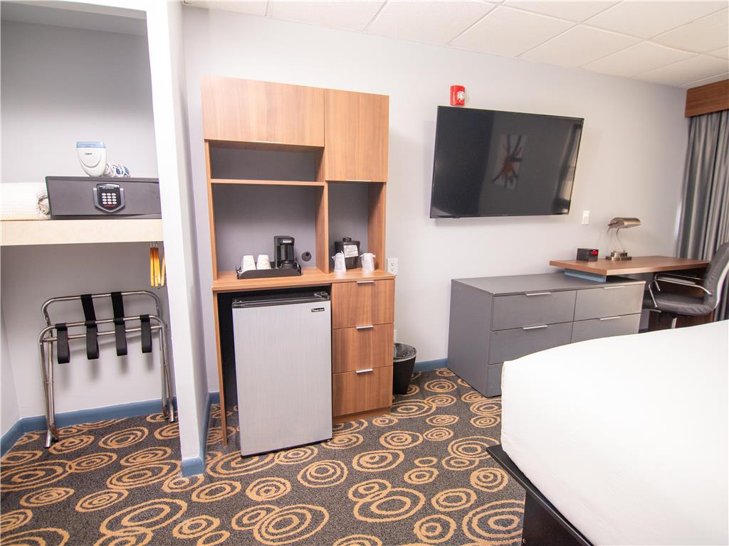Regency Miami Airport by Sonesta - photo 23