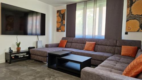 CityLights & WineCountryDelights — 4-Star Luxury Hotel in Zagreb, Croatia