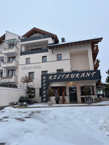 Hotel Montana - carbon neutral hotel in Fiss