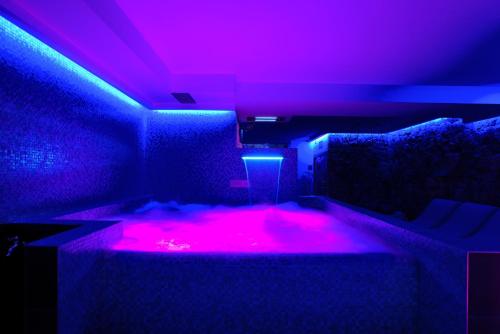 High Dunes - carbon neutral hotel in Kill Devil Hills