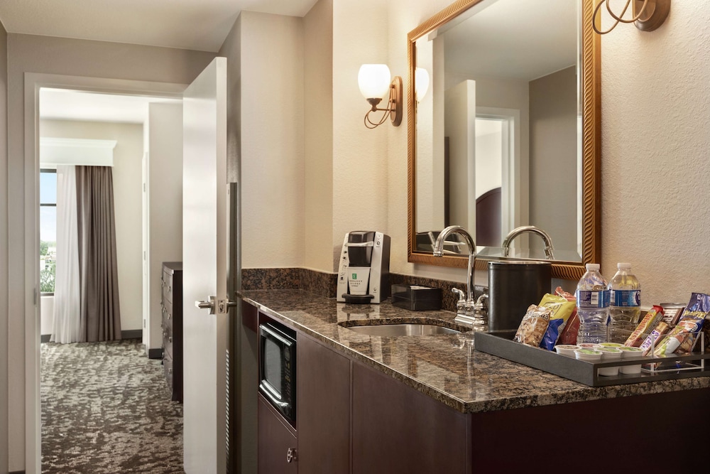 Embassy Suites by Hilton Orlando Lake Buena Vista South - photo 12