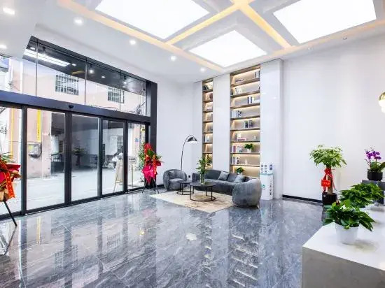 Qingchen Cinema Hotel - last minute hotel in Changde