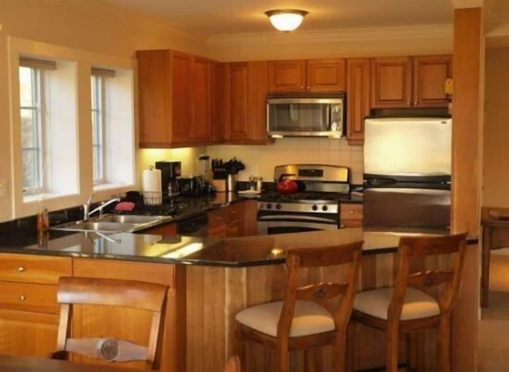 3BR Overlook at Topnotch - photo 8