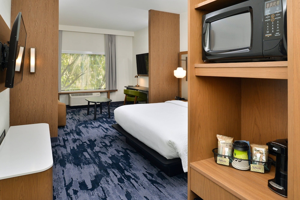 Fairfield Inn & Suites by Marriott Charlotte University Research Park - photo 15