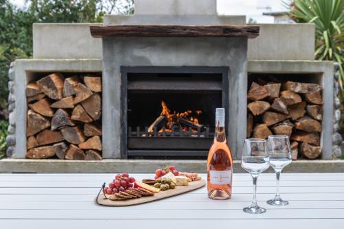 The Manor Spa Sauna Huge Grounds in Taupo, New Zealand