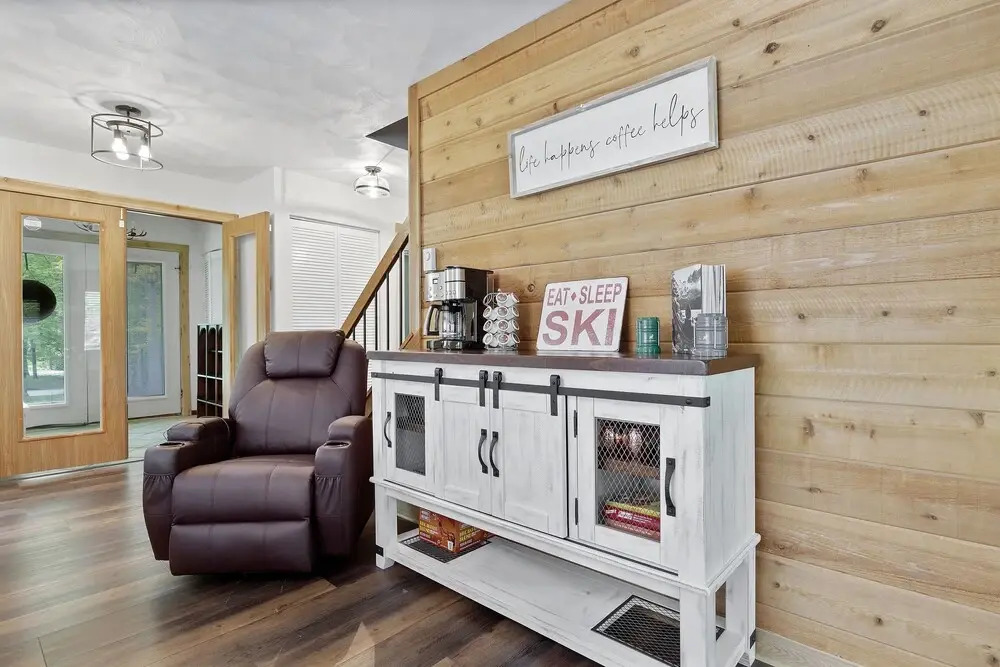 Charming Getaway L Recently Renovated L Hidden Valley L 4br 3bath L Hot Tub — Somerset