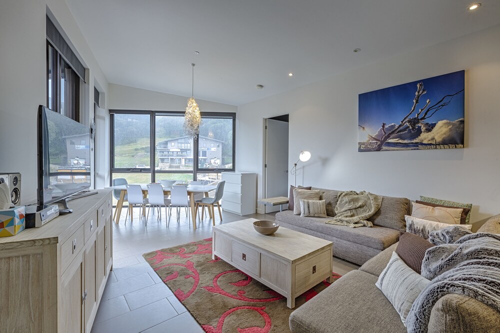 The Saints — 4-Star Luxury Hotel in Falls Creek, Australia