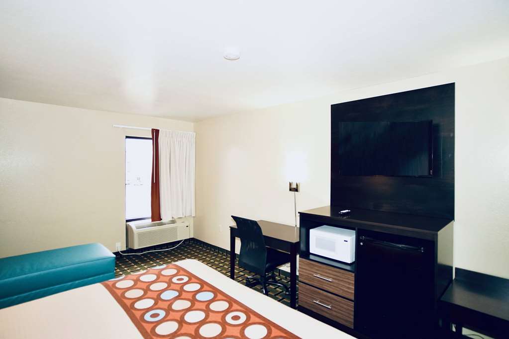 Super 8 by Wyndham Crossville TN - photo 25