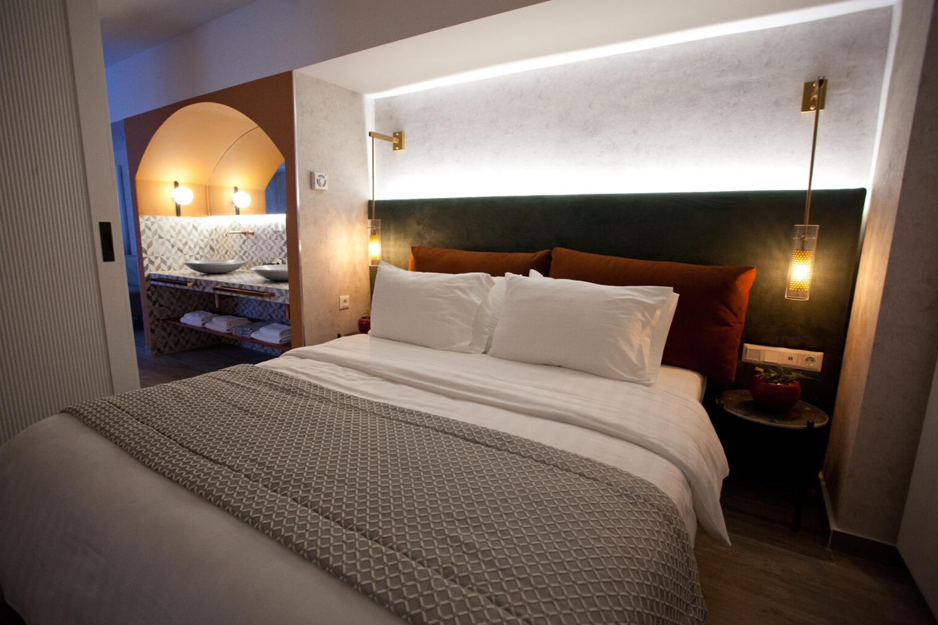 Noufara - last minute hotel in Piraeus
