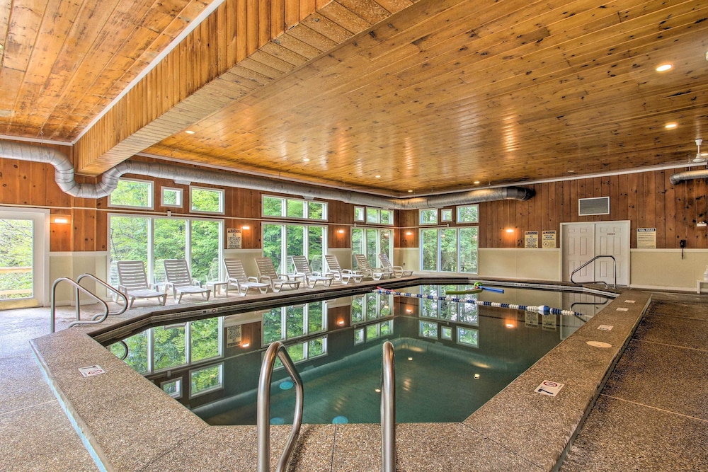 Chic Resort Condo About 1 Mi To Attitash Mountain — Bartlett