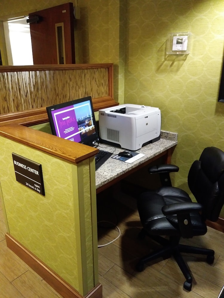 Hampton Inn Wooster - photo 57